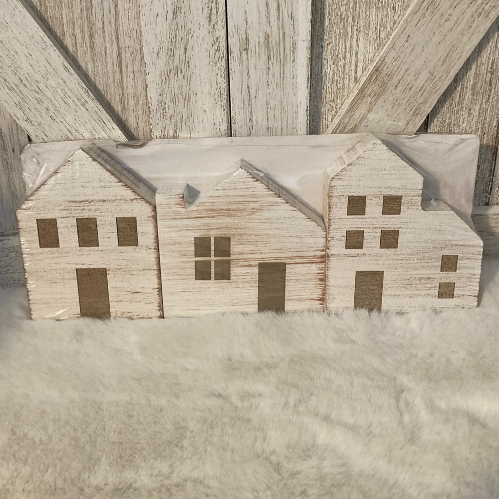 Target BP Three Wooden Houses